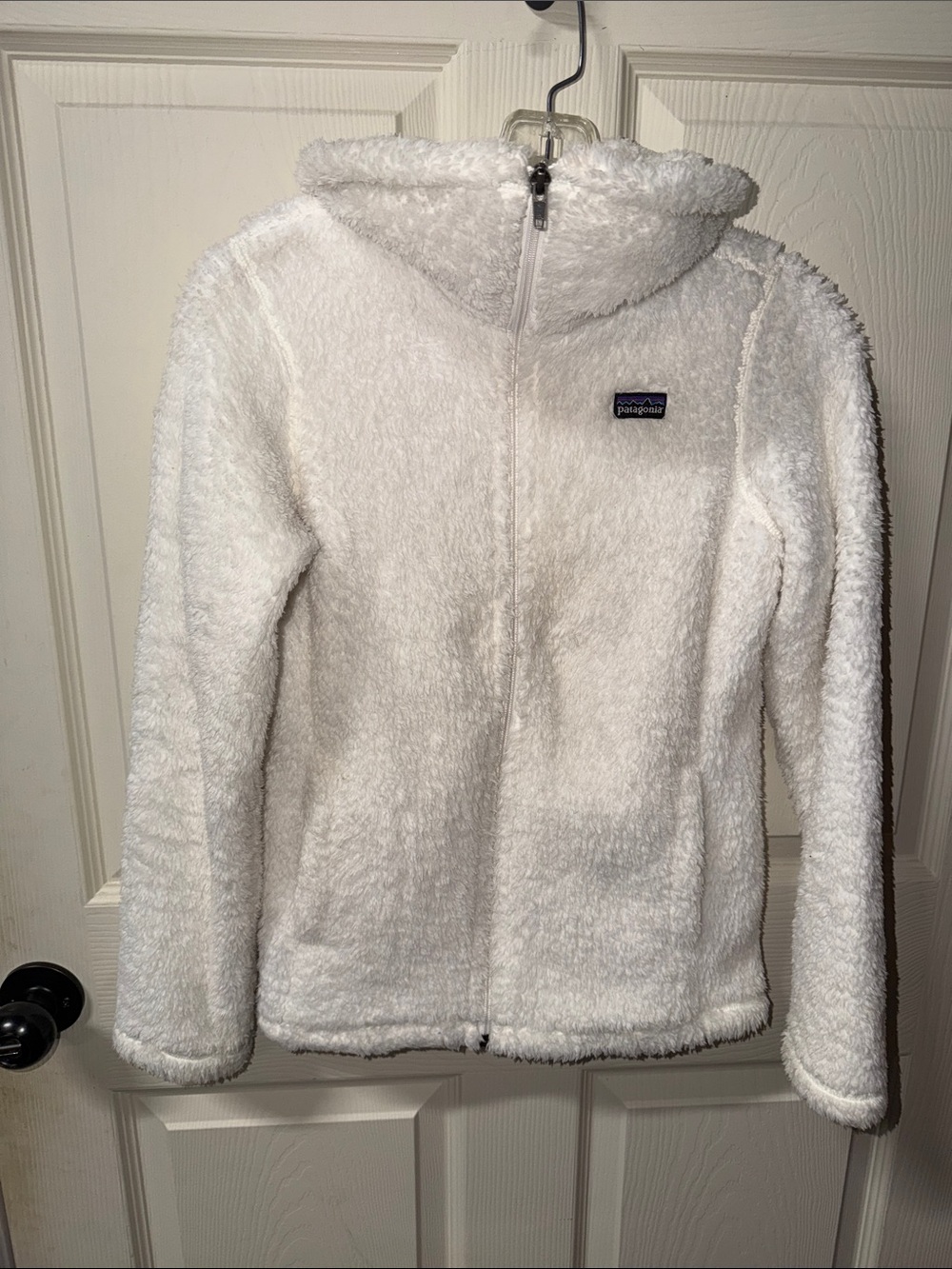 Patagonia Kids White Plush Full-Zip Hooded Jacket